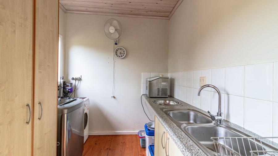 4 Bedroom Property for Sale in Dorchester Heights Eastern Cape